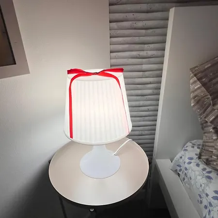 Eden Apartment *